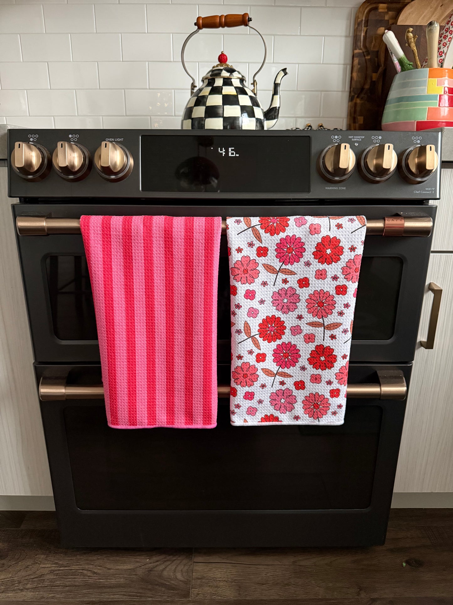 Swoon: Double-Sided Hand Towel