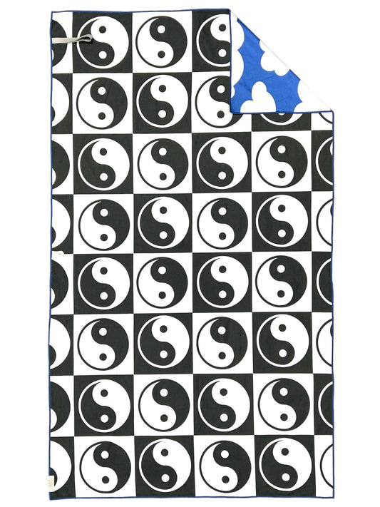 Day & Night Pool Towel: Reversible