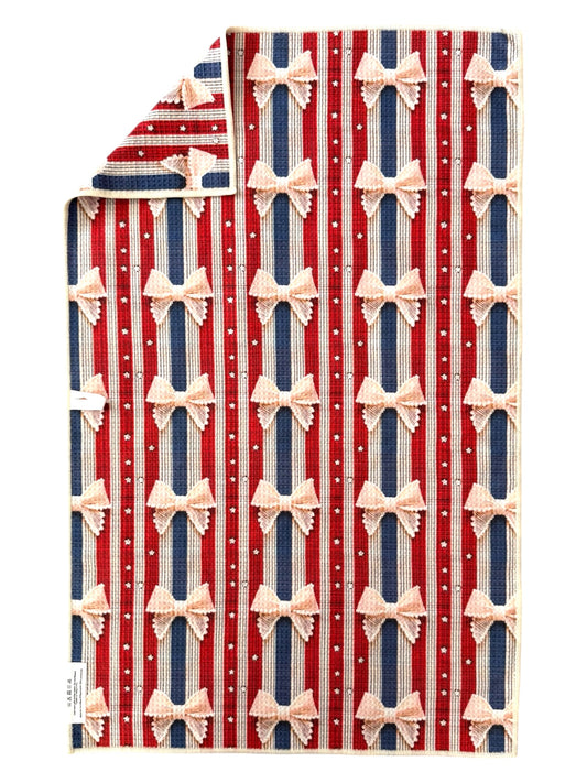 Abigail: Double-Sided Hand Towel