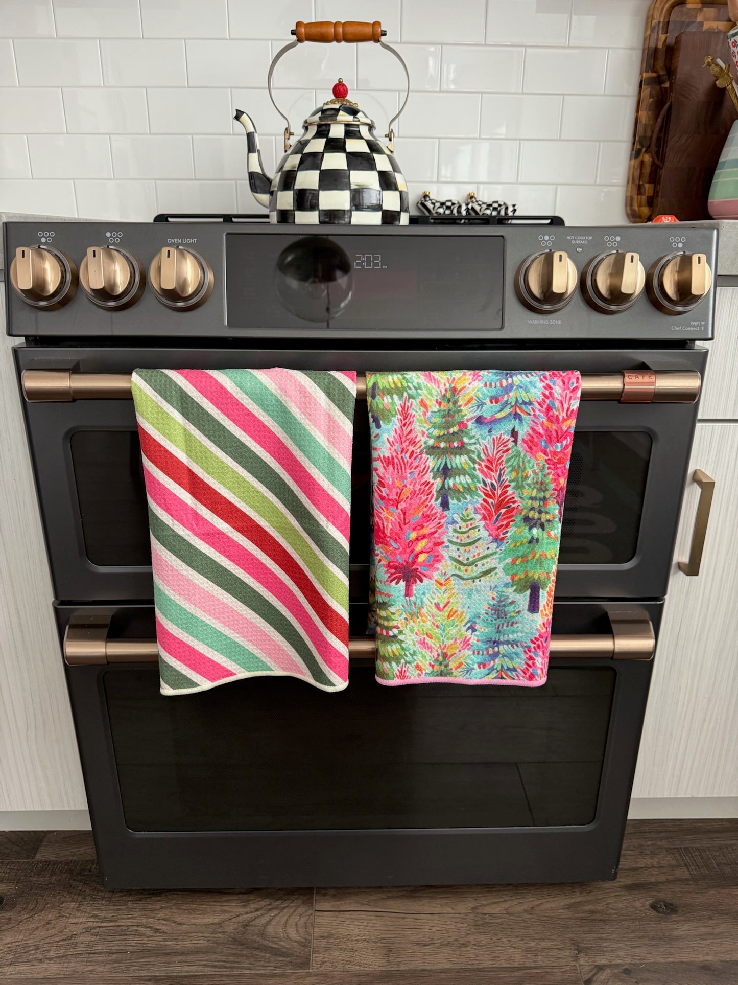 Pixie: Double-Sided Hand Towel