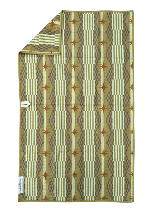 One Shining Moment: Double-Sided Hand Towel