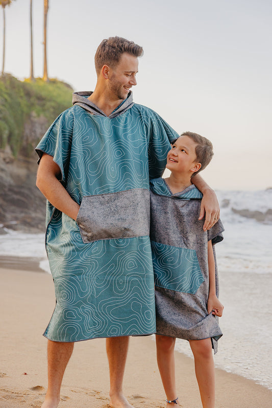 Shae: Reversible Poncho