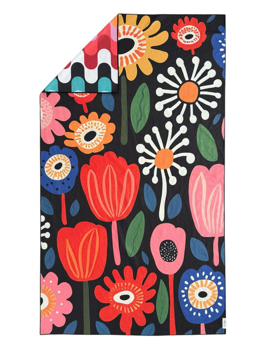 Mobi Pool Towel: Reversible