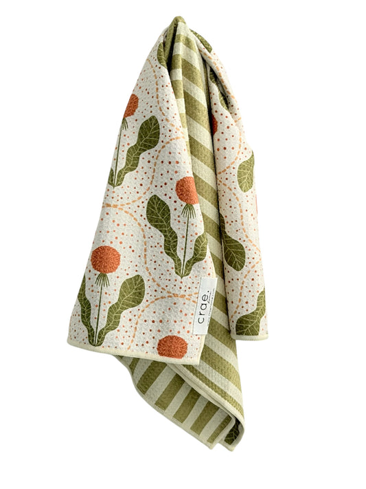 Sprout and Stripe: Reversible Hand Towel