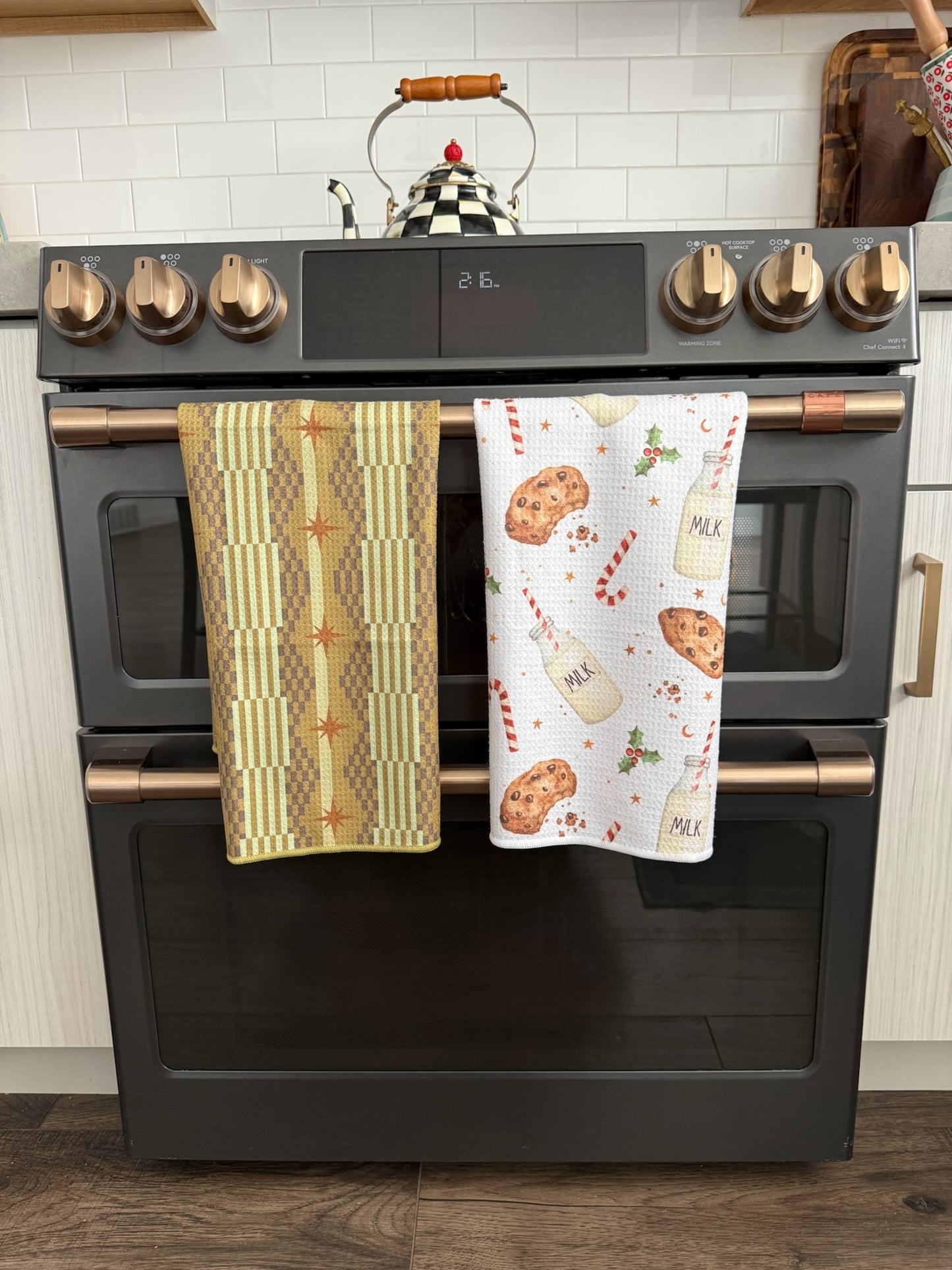 One Shining Moment: Double-Sided Hand Towel