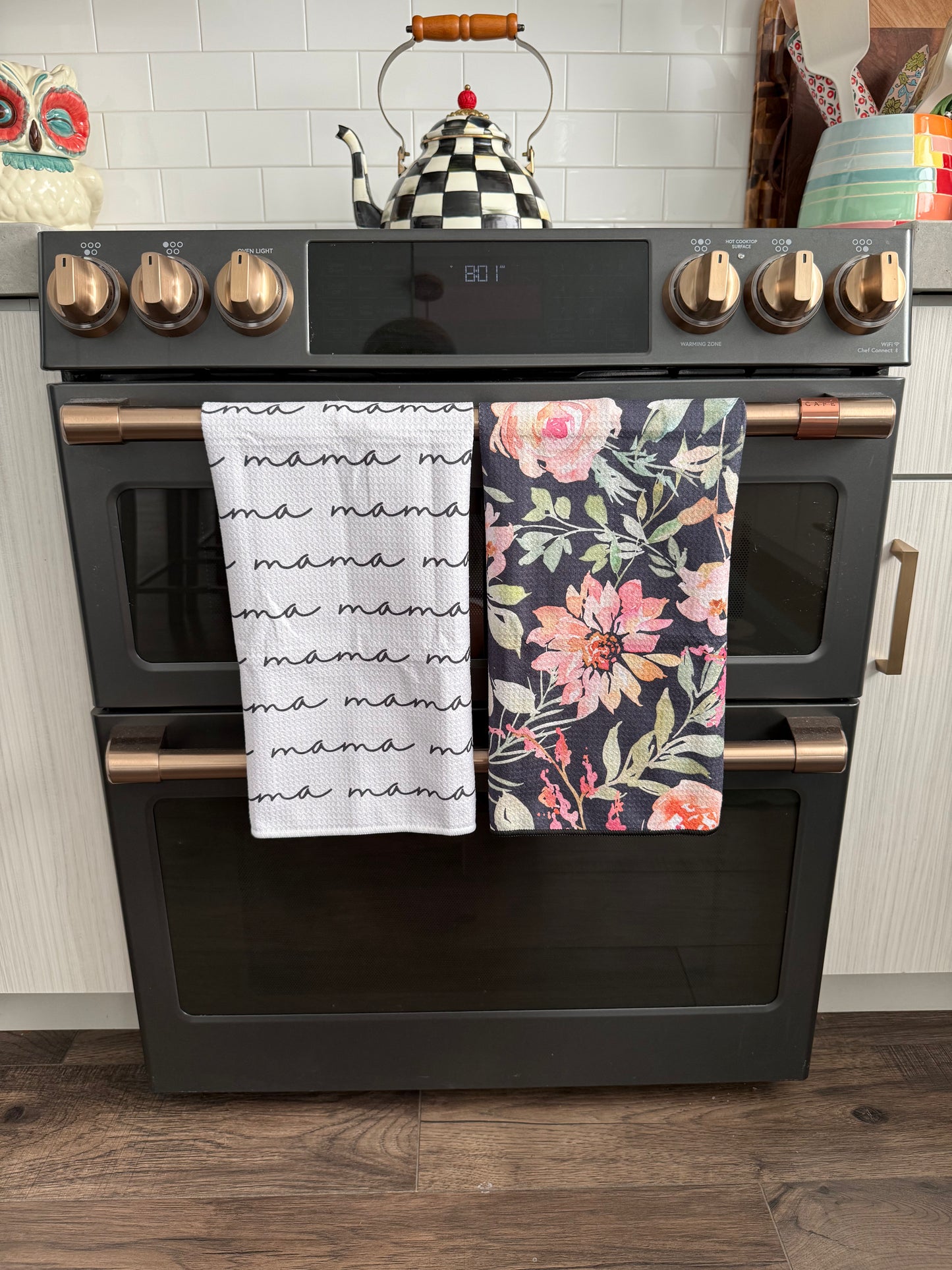 She’s The Best: Double-Sided Hand Towel