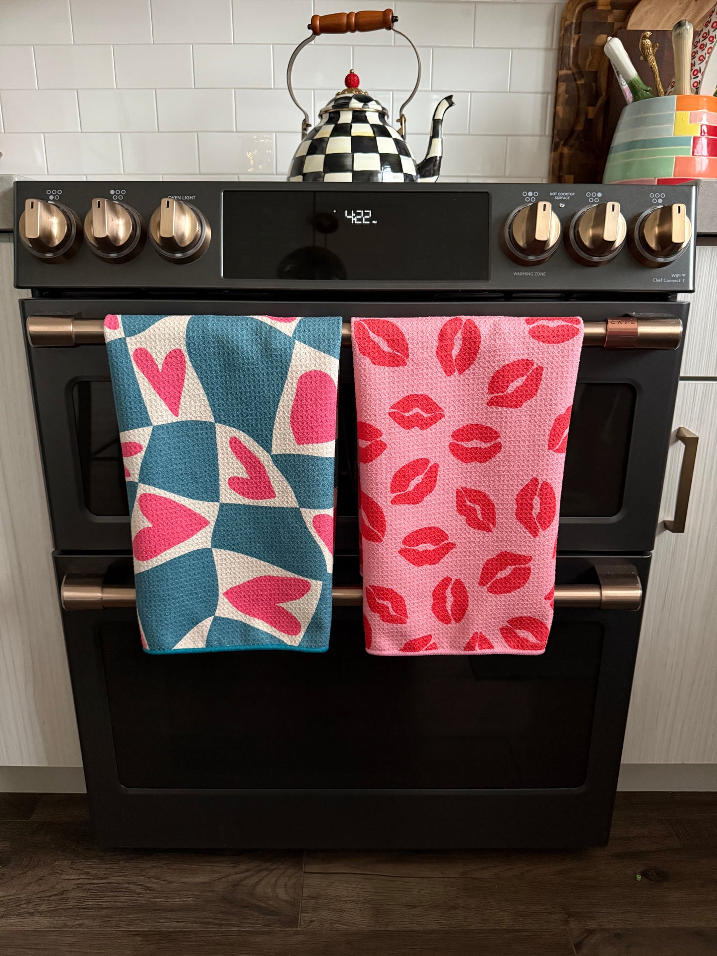 Lipstick: Double-Sided Hand Towel