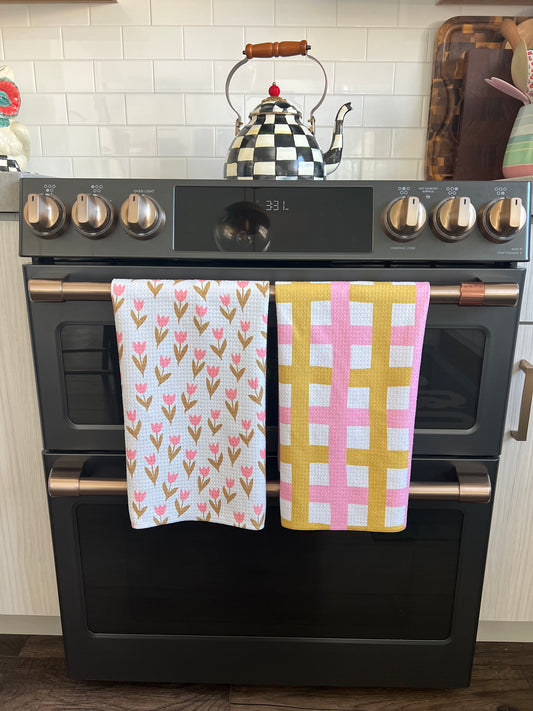 Tiptoe through Tulips: Single-Sided Hand Towel