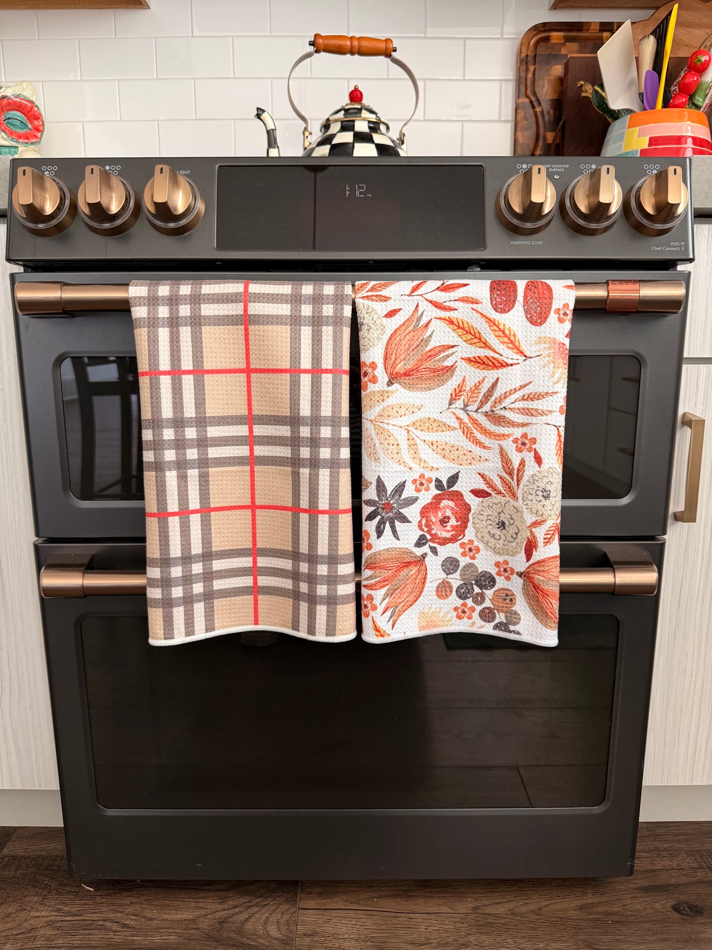 Rory: Double-Sided Hand Towel