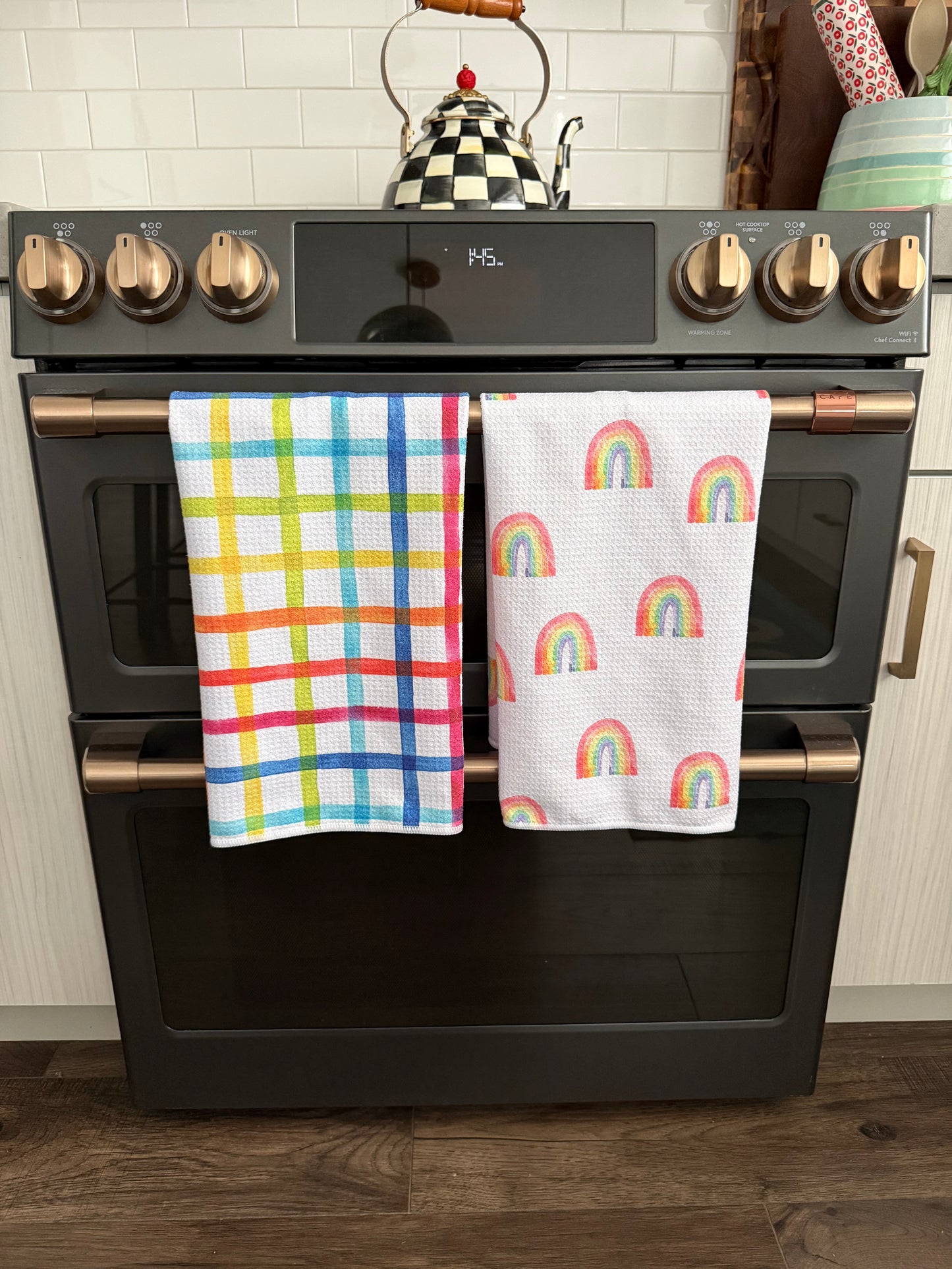 Irida: Double-Sided Hand Towel