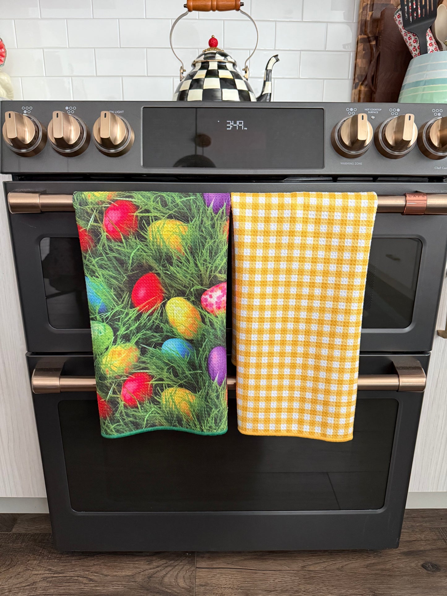 Babs: Double-Sided Hand Towel