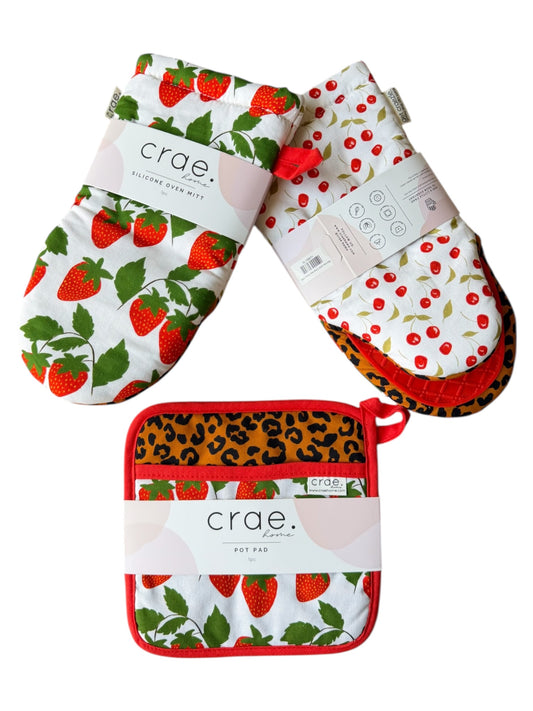 Berries and Cherries: 2 Oven Mitt + 1 Pot Pad Bundle Pack