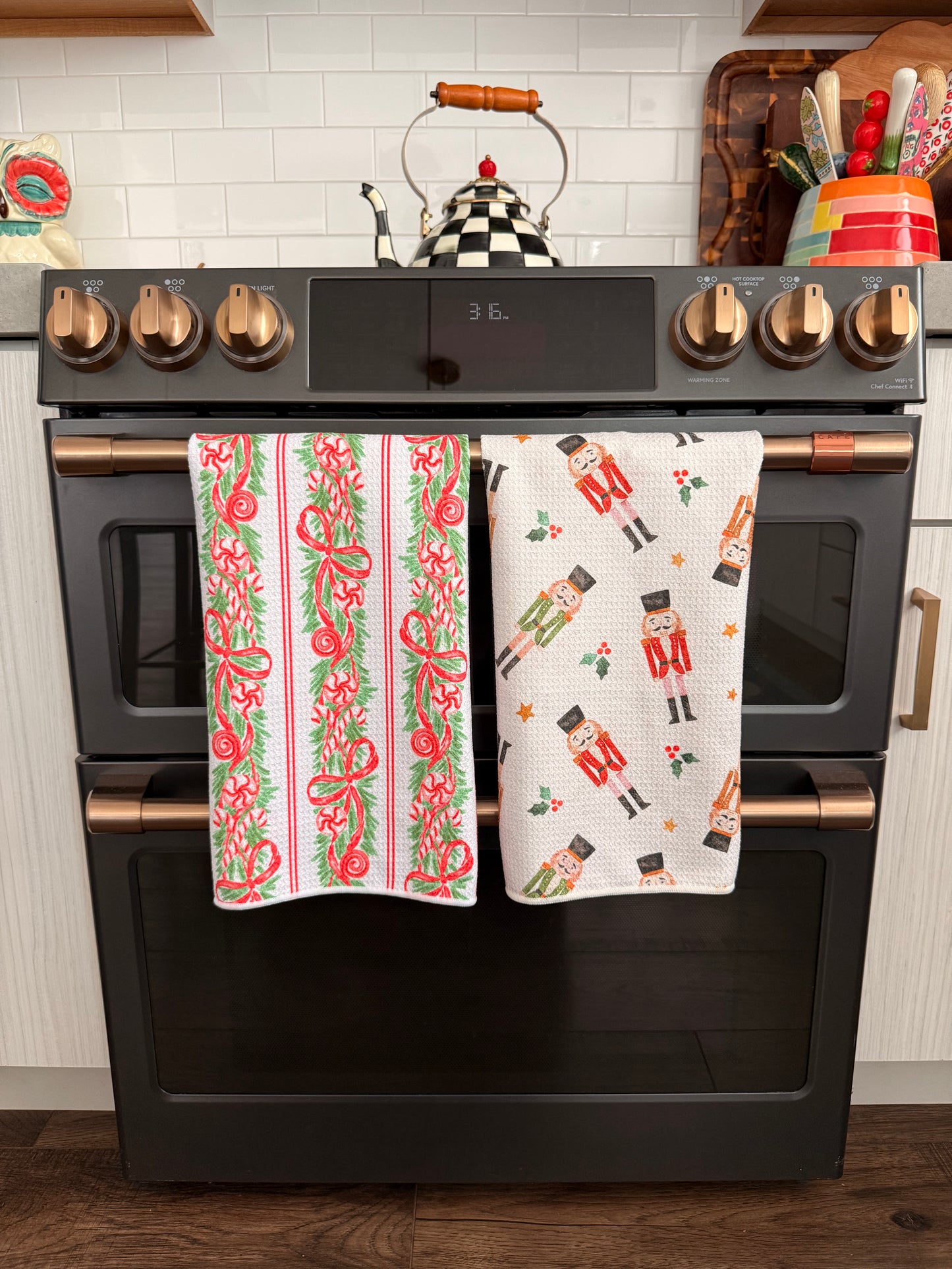 Gilded Garland: Double-Sided Hand Towel