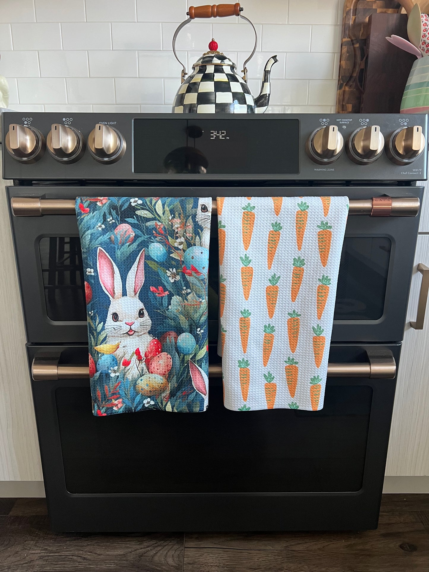 Carrot Line: Single-Sided Hand Towel