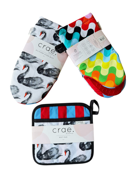 Cob and Pen: 2 Oven Mitt + 1 Pot Pad Bundle Pack