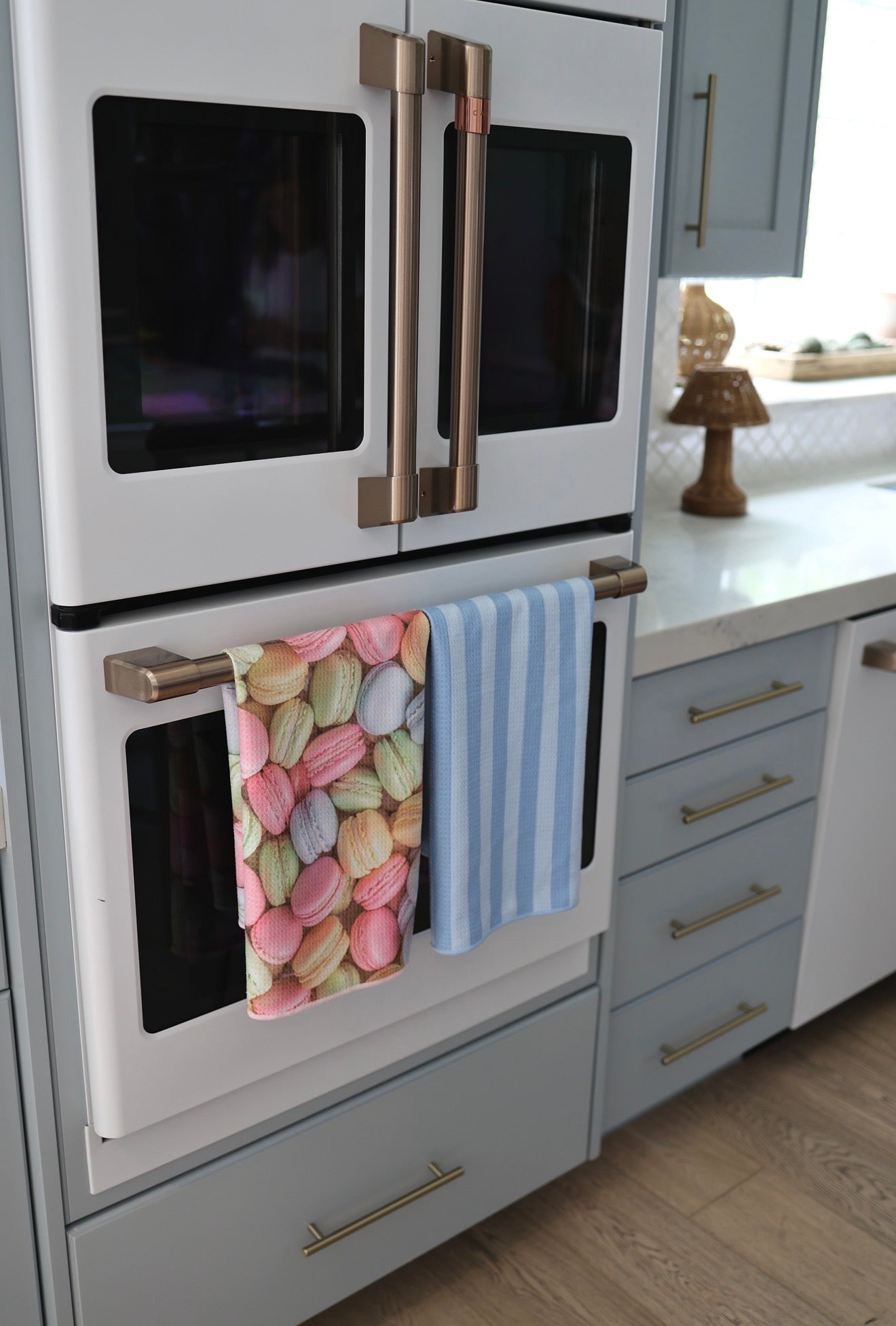 Macaron Market: Double-Sided Hand Towel